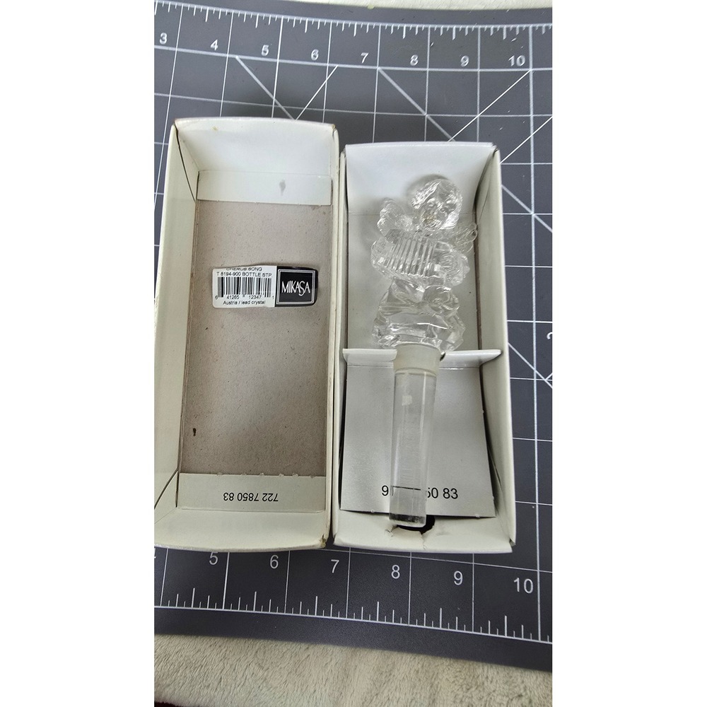 Mikasa Cherub Song Lead Crystal Bottle Stopper Austria T 8194-900 Harp Angel